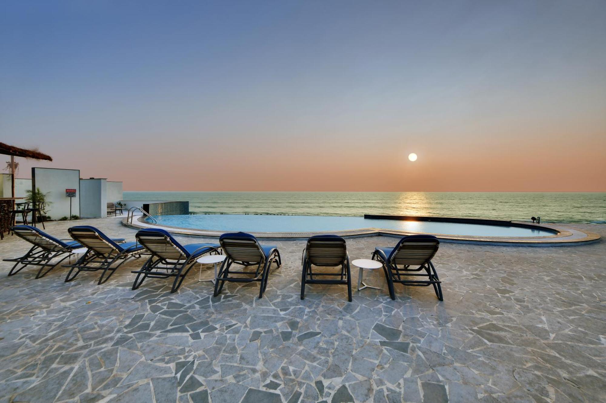 The Fern Leo Beach Resort , Madhavpur Porbandar Exterior foto