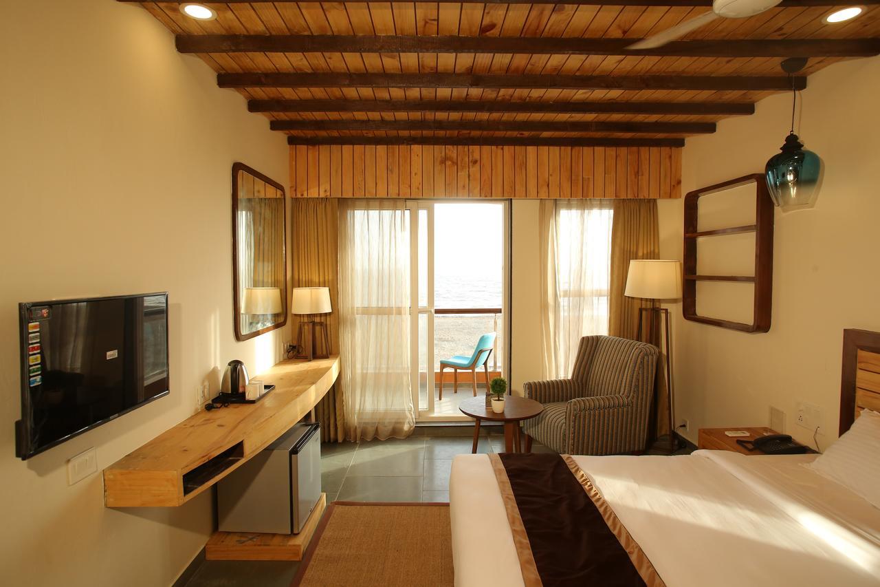 The Fern Leo Beach Resort , Madhavpur Porbandar Exterior foto